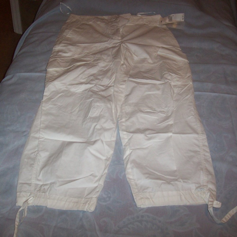 DONNA KARAN NEW YORK /DKNY PANTS SIZED 10 NWT
